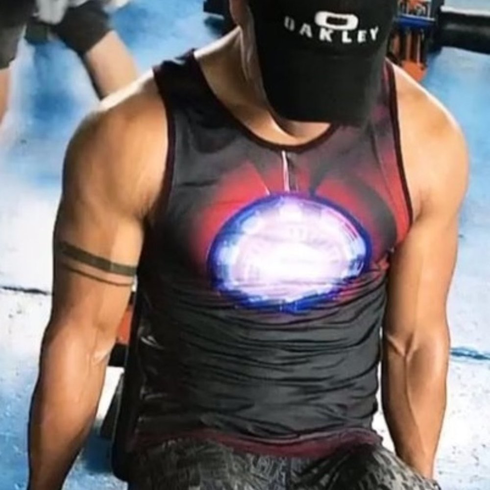 MEDALLION TANK TOP